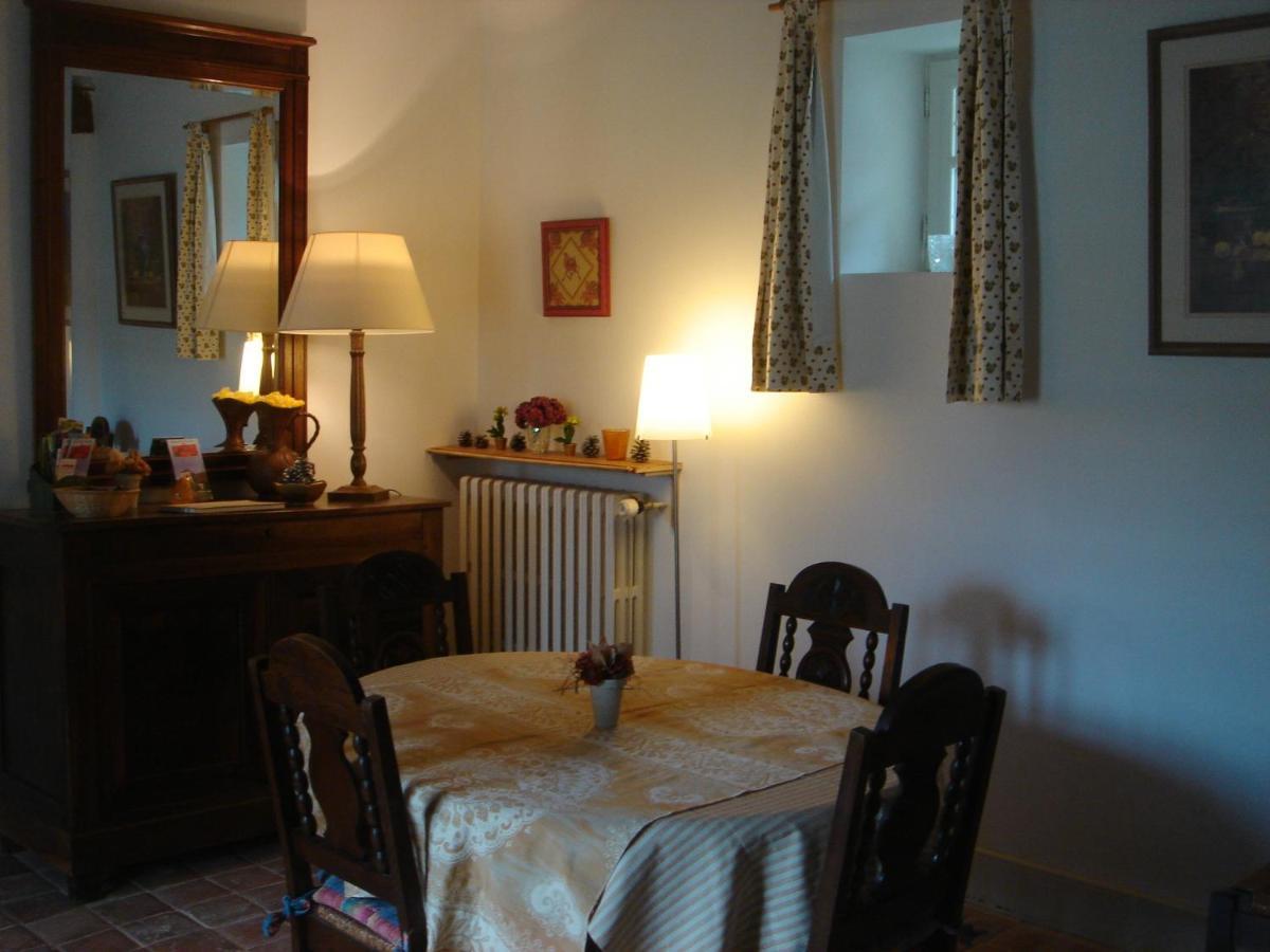 ロシュ Manoir De La Rousselliereアパートホテル 部屋 写真